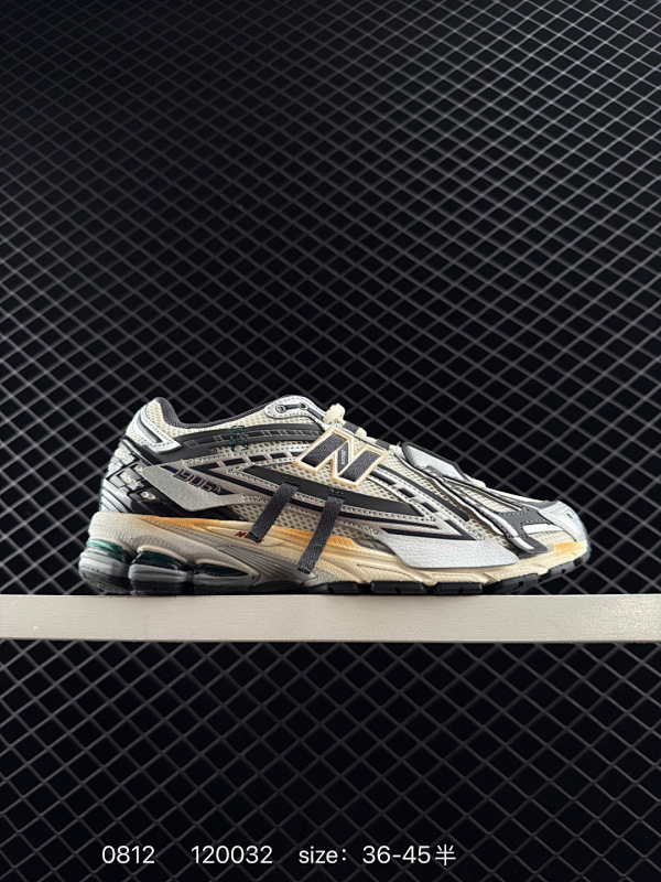 160 New Balance 1906系列复古老爹风休闲运动慢跑鞋 #采用轻质牛剖革拼接透气网眼衬垫织物鞋面材质 T-Beam大底提供足步弓支撑，保持步态稳定 后跟搭载外露缓震胶 货号：M1906R