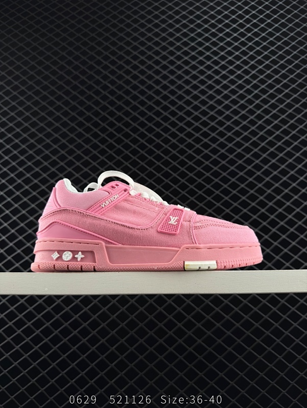 130 ✅全新LV路易威登Louis Vuitton Trainer Sneaker Low休闲运动文化百搭板鞋  Size：36-40 编码：521126  详情          ¥ 130