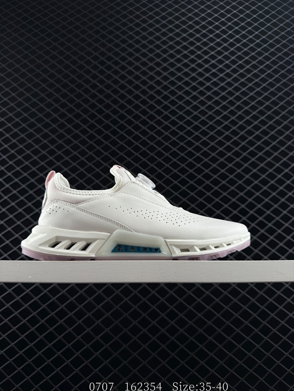 270  官方同步/ECCO爱步高尔夫系列女款  小红书爆款 新款百搭休闲鞋 精选鞋面走线工整 清晰质感 原单品质 采用ECCO家族工艺 高端时尚 简约大气 防滑舒适 时尚拼色 尺码：35-40 编码