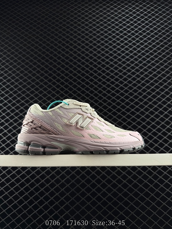 150 新百伦New Balance 1906系列 休闲鞋 #采用轻质牛剖革拼接透气网眼衬垫织物鞋面材质 T-Beam大底提供足步弓支撑，保持步态稳定 后跟搭载外露缓震胶  尺码：36 37 37.5