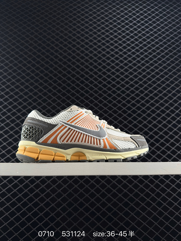 120 真标✅耐克Nike Zoom Vomero 5 马拉松复古跑五代休闲运动慢跑鞋 货号:IB7469-030 码数:36-45ban 编码：531124  详情          ¥ 120