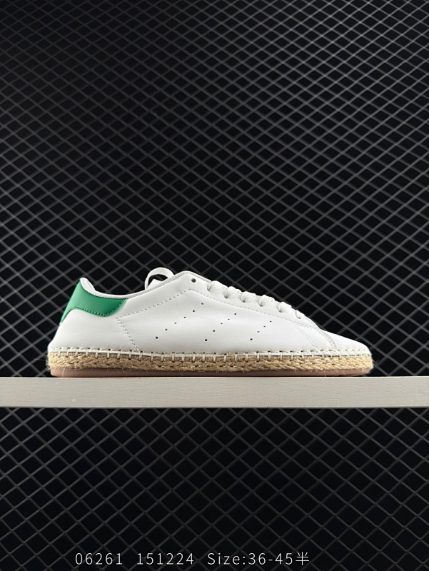 120 Adidas/阿迪达斯 男女鞋半码制，采用牛丝绸提花布组合翻毛皮饰片鞋面材质，外置防滑耐磨橡胶大底❗️冠希亲穿上脚！全新「白丝绸」！陈冠希主理品牌“凝结集团”CLOT x Adidas O