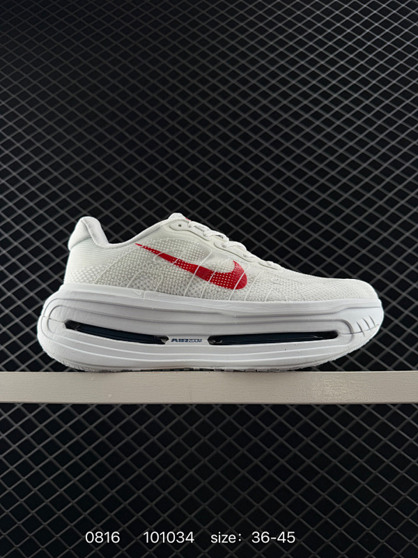 170 公司级✅Nike VOMERO PREMIUM 耐克 舒适减震防滑 低帮跑步鞋 全掌ReactX泡绵中底 前掌和后跟还配备了Air Zoom气垫单元 据说跑起来更快更舒适哦 这次最大的升级点