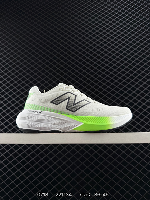 170 新百伦New Balance NB Fresh Foam 520 舒适跑鞋凭借Fresh Foam More，New Balance将其标志性的性能技术应用到 缓冲的中底中。中底中使用多的