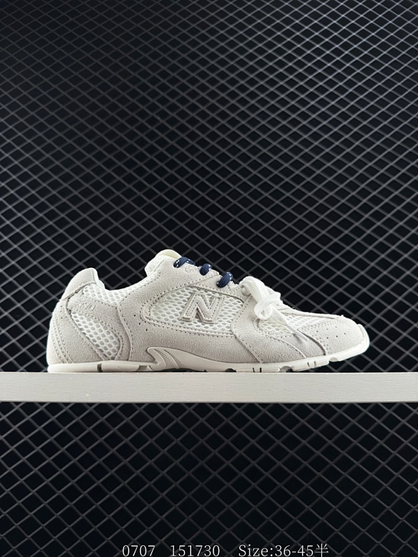 150 MiuMiu x New Balance 530 SL系列NB新百伦低帮经典复古休闲运动慢跑鞋 美拉德配色打造全新跨界合作 意大利奢侈品牌 该运动鞋采用解构和轻盈的设计 带点彷旧日的布料包覆着