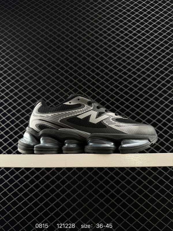 140公司级 New Balance 2000 NB2000 新百伦2000 纽巴伦2000 低帮 粉色 男女同款 舒适百搭防滑耐磨低邦休闲跑步鞋 以其独特的设计和出色的舒适度备受青睐；这款鞋子采用轻