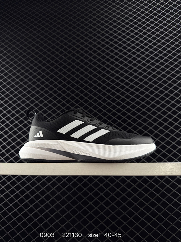 150 Adidas RUNFALCON 3.0 阿迪达斯轻盈跑鞋 这款运动鞋凭借织物面料和舒适外底的优势力求一步一适意，为双足带来持续的能量体验任你随时开启活力型跑 采用织物面料打造充满张力 符合质