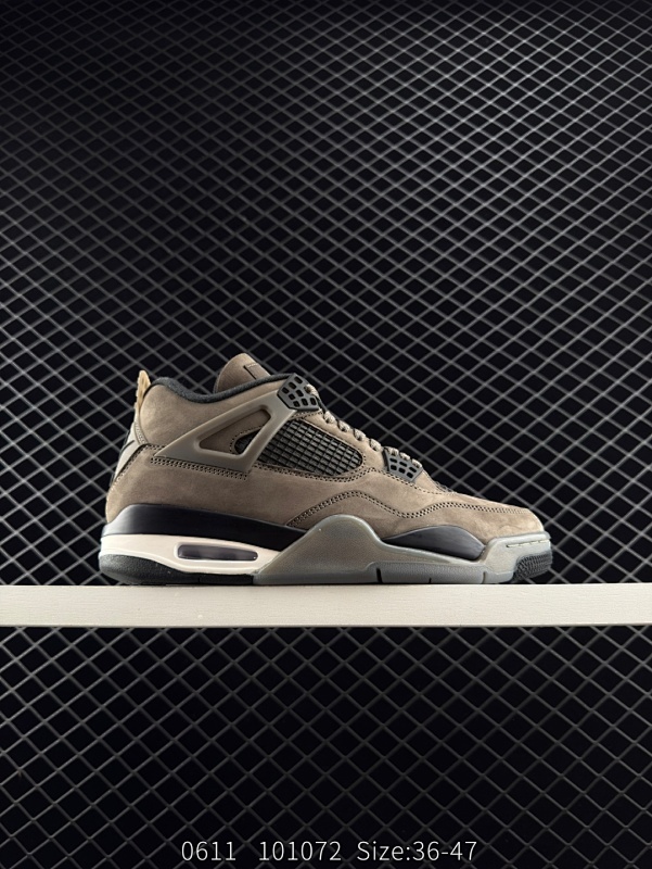 360 Nike SB x Air Jordan 4 Retro "Cave Stone" 摩卡棕 AJ4 乔丹4代 aj4 乔4 乔丹4 棕色 乔丹篮球鞋系列 鞋身整体以TS经典大地色为主色调，辅以