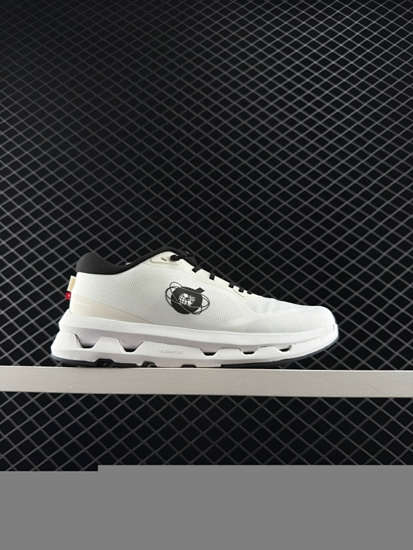 140 On昂跑 Cloudtilt Cloudzone Kith 户外街头机能风跑步鞋 蛇年限定 Cloud Hi Edge户外机能融合街头潮流 越界开启全新都市探索 CloudTec®专利科技鞋底