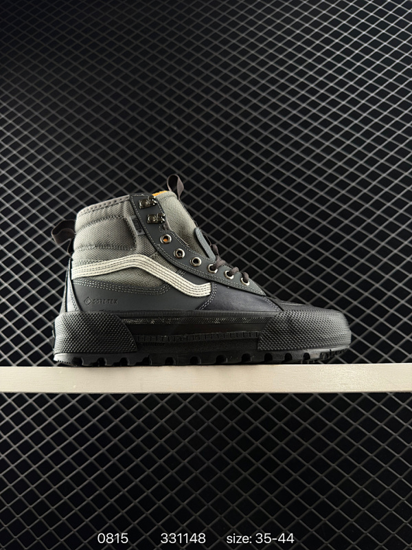 240万斯 Vans SK8-Hi x Gore-Te联名 舒适百搭 防滑耐磨 高帮 登山鞋 男女同款  Vans顶尖户外鞋Gore-tex防水Mte科技大底 采用复古鞋型 高档材质 皮革鞋垫  全新