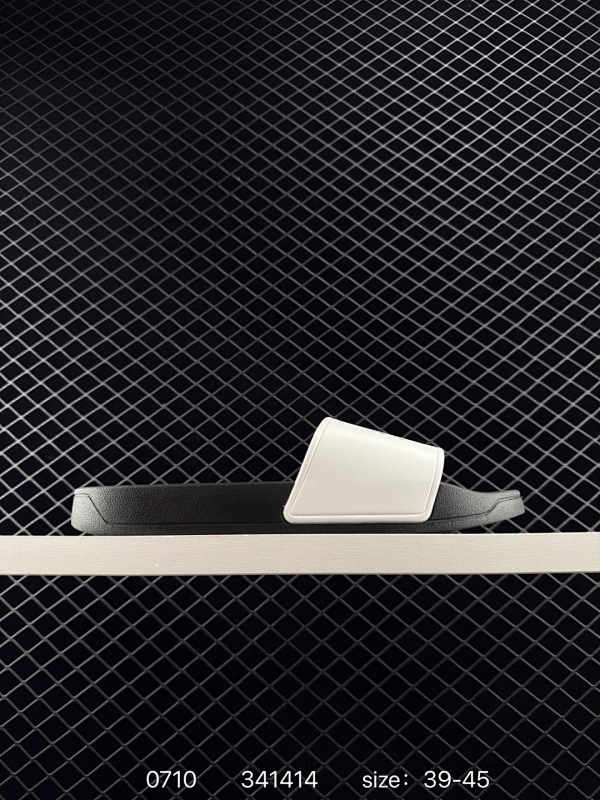 70 始祖鸟ARCTERYX SLIPPER M原鞋购入开发 官方正确版 原装级头层牛皮 1:1裁剪 鞋面3D打印logo 凹凸感明显 原版一致细节  码数：39～45 编码：341414