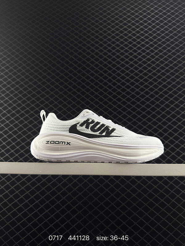 140 Nike Vomero Plus “Reverse Swoosh”时尚舒适防滑耐磨 低帮跑步鞋 男女同款 白色 尺码：如图 货号：IH2268 100 编码：441128