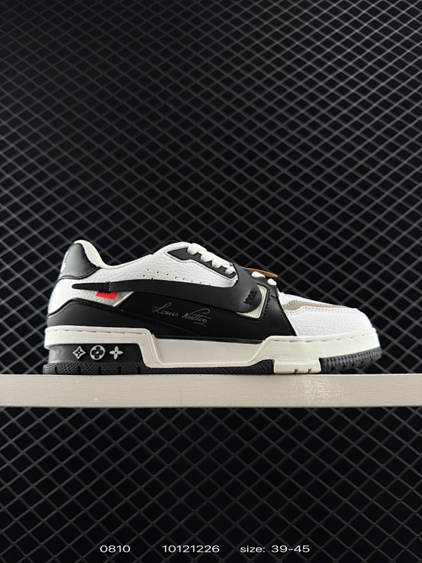 130 ✅路易威登/Louis Vuitton  LV路易威登板鞋       新款 LV Trainer最新配色运动鞋  L家 篮球鞋风格运动鞋   该鞋由艺术总监 VIRGIL ABLOH设计 垫