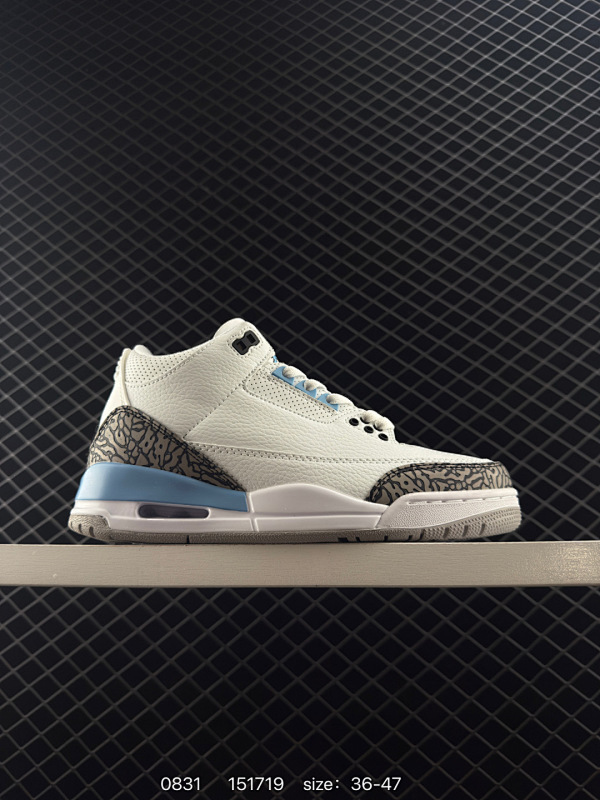 95 Air Jordan 3 Retro "UNC" 北卡蓝 AJ3 乔丹3代 aj3 乔3 白蓝 白兰 乔丹篮球鞋系列 作为曾经非市售的北卡大学 UNC PE配色，这双北卡蓝血统纯正的新品完美的再
