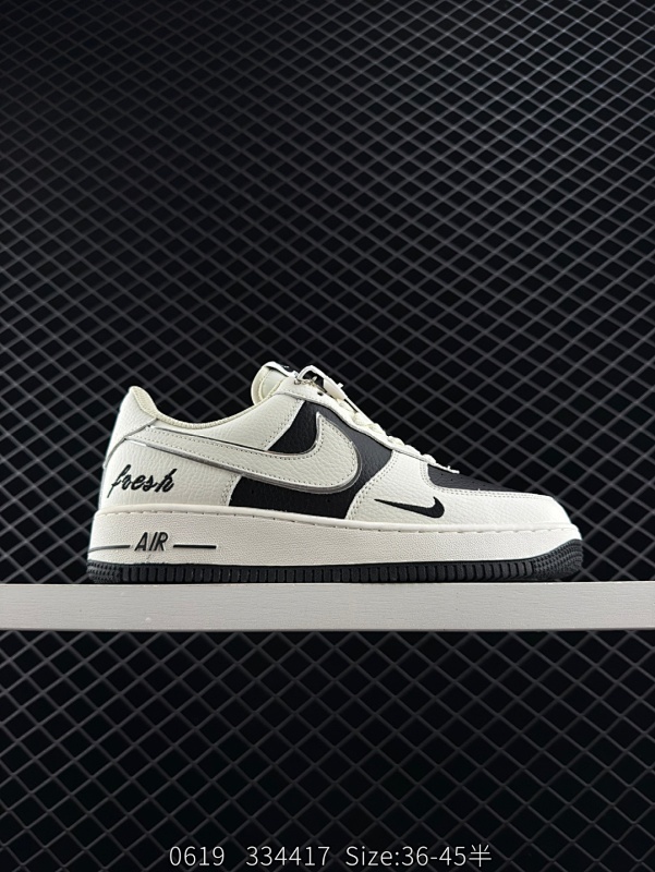 85 耐克Nike Air Force 1 Low  空军一号低帮百搭休闲运动板鞋。柔软、弹性十足的缓震性能和出色的中底设计，横跨复古与现代的外型结合，造就出风靡全球三十多年的Force 1。 货号：