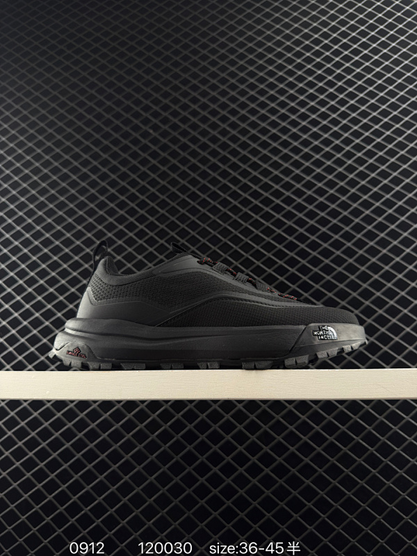 150 户外老爹运动鞋 The North Face 北面厚底增高跑步鞋 北脸男款老爹鞋 护脚踝登山鞋 透气织物鞋面 户外耐磨徒步鞋 。具有出色的抓地力和稳定性，在户外越野中勇往直前！回弹性中底具有出