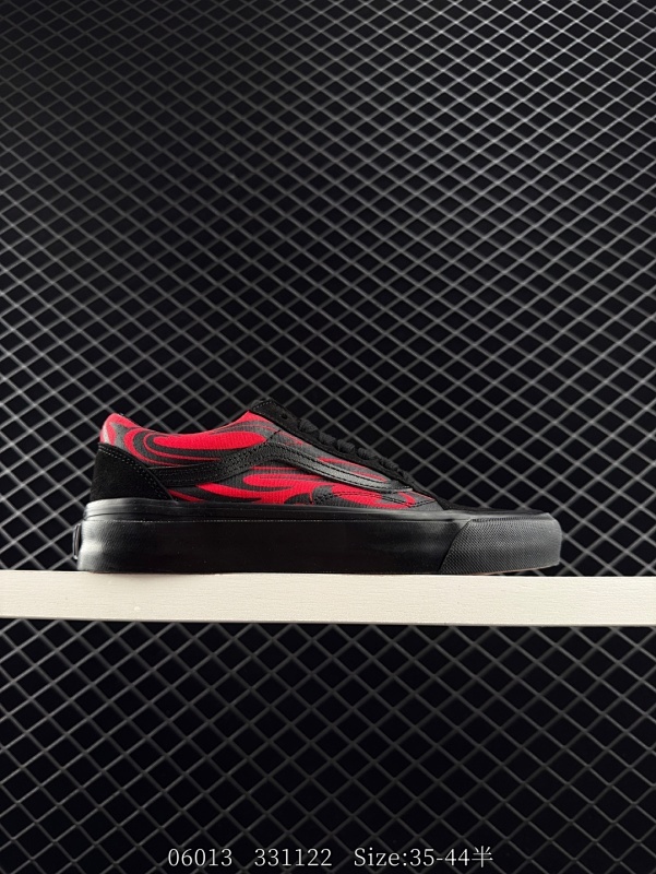 110 Vans 复刻经典火焰 Vans Old Skool 烈焰火焰 舒适百搭 防滑减震 休闲硫化板鞋 货号：VN000D56MCG 尺码：35 36 36.5 37 38 38.5 39 40