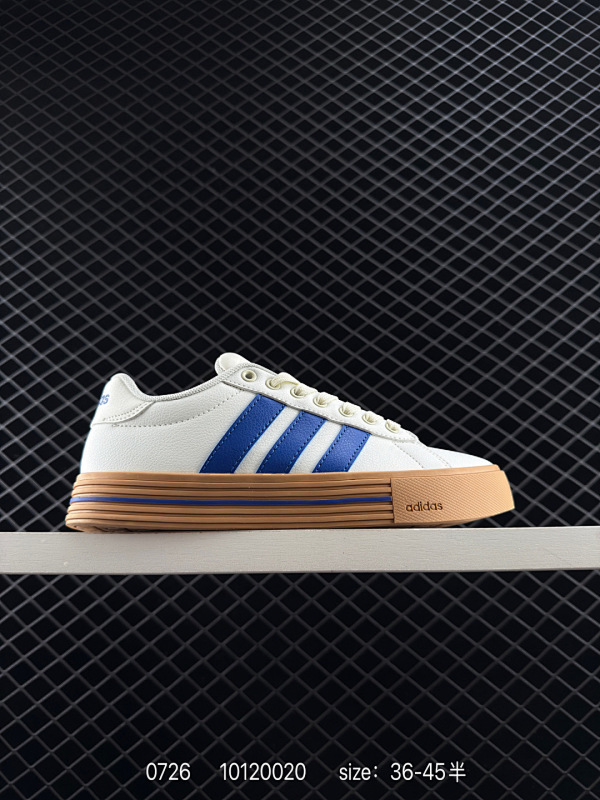 100 阿迪达斯Adidas DAILY 4.0 阿迪达斯 舒适百搭 低帮 板鞋融合了复古与现代风格 简约而富有质感 整体线条流畅 轮廓分明 尽显时尚气息 鞋身采用经典的配色 低调又不失质感 无论是搭