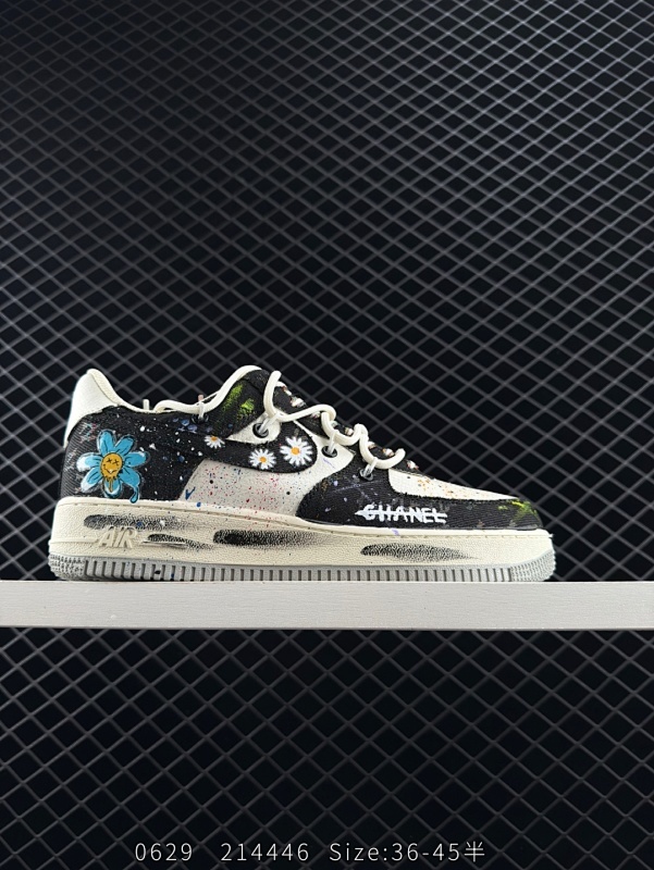 230 公司级✅NIKE AIR FORCE 1‘07  向日葵涂鸦 黑白绑带 原楦头原纸板 打造纯正低帮空军版型 专注外贸渠道 全掌内置蜂窝气垫  原盒配件 原厂中底钢印、拉帮完美  货号：BD70