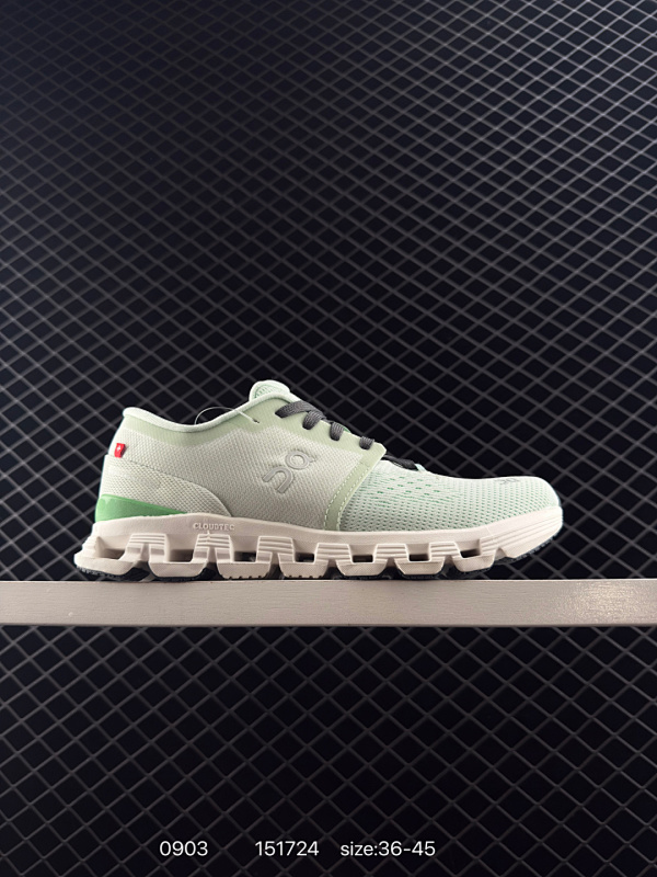 120  Cloudsurfer 4全新综合体能训练运动鞋Cloud X4 舒适乐趣跑，缓震、轻量 On昂跑 Cloudsurfer上演中底“变形计” ，打破传统格局缔造柔软脚感。 On昂跑对于值友来