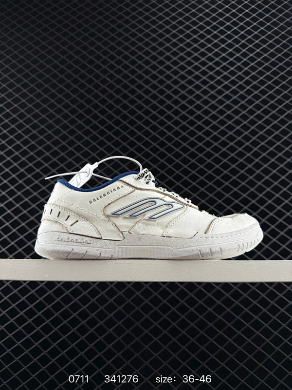 380 代购版 Balenciaga巴黎世家 Hamptons Worn-Out 白蓝 货号：841765WCURB9141 尺码：35 36 37 38 39 40 41 42 43 44 45 4