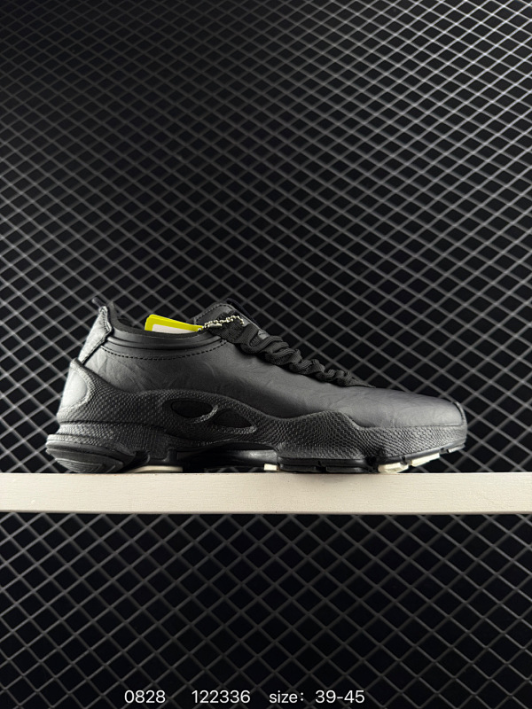 180 ECCO爱步 欧美奢品 采用ECCO家族工艺 完美抓地力 脚感舒适 耐磨防滑 轻便运动休闲鞋 尺码：39～45 编号：122336