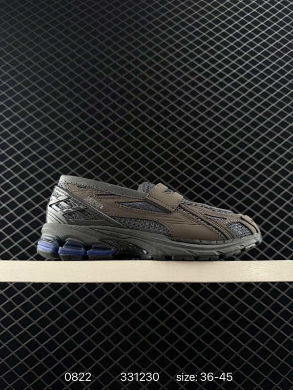 150 新百伦New Balance M1906系列 新百伦 复古单品宝藏老爹鞋款复古元素叠加 质感超级棒 原楦版型材料细节做工精细 作为NB最经典的档案鞋型之一  尺码：如图