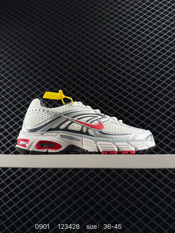 140 Nike Air Max Moto 2K 耐克 百搭舒适耐磨 低帮跑步鞋 货号:HQ2056-007 尺码:36 36.5 37.5 38 38.5 39 40 40.5 41 42 42.5