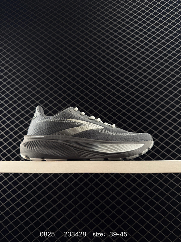 140 Brooks 布鲁克斯 Ghost 17 超弹轻盈跑步鞋 实拍首发  低帮透气缓震支撑休闲运动慢跑鞋 采用改进工程空气网眼组合热熔工艺 鞋面材质搭载DNA LOFT V2密度泡棉缓震系统 中底