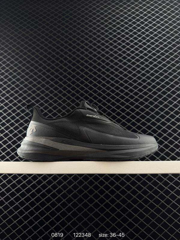 240 公司级✅迪桑特DESCENTE LAVITATE WIRE 3.0 舒适百搭防滑耐磨 低帮 休闲跑步鞋 采用大网眼材质鞋面 轻薄通透不闷热 前掌易弯折设计 提供灵活的穿着感受 后跟Z-FOAM