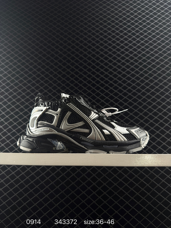 360 公司级✅原版一致配件防尘袋及附送鞋带  全部采用原档案原楦数据开发 1:1比例克重   原装欧索莱环保去臭环型鞋垫   市面最为正确东莞代工原底部❗又是熟悉的复古解构,高奢品牌-巴黎世家BAL