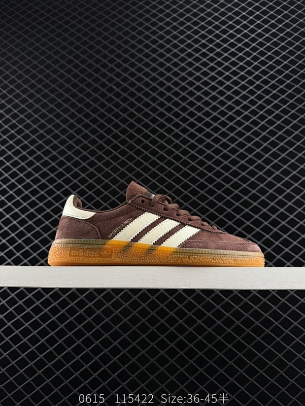 110 ✅Adidas HANBALL SPEZIAL SR复古单品 阿迪达斯经典款复古休闲板鞋 #原厂原档案开发出品 皮料切割干净无任何毛边 鞋型细节完美 超高清洁度 货号：IH2612 尺码：36