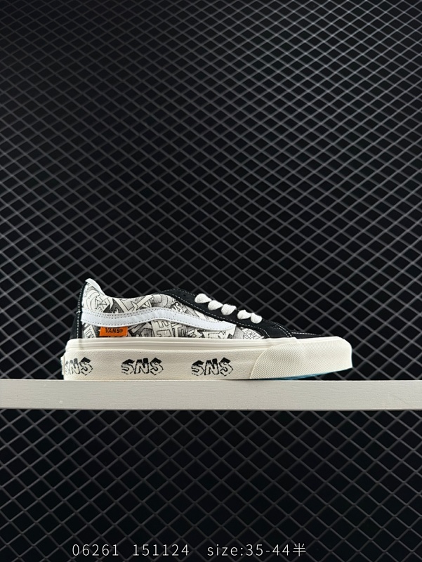 120 万斯 VANS 范斯 SK8-LOW 经典款 低帮 黑白 休闲板鞋帆布鞋 VN0A4UUK6BT 工艺：硫化1:1（重量1:1、真标、原钢印、材质标、鞋型标、合格证） 颜色vans低帮sk