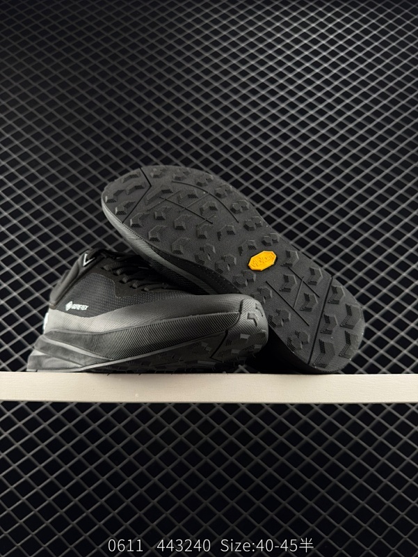 200 公司级✅迪桑特DESCENTE BOA DUALIS都市通勤 GORE-TEX 时尚舒适 防滑耐磨 时尚休闲运动覆盖防水男子越野跑鞋  官方同步上架 适合技术路线单日徒步穿着受到长途野外跑步鞋