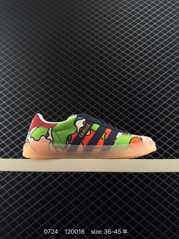 90 Adidas/阿迪达斯 男女鞋采用翻毛皮与天鹅绒布鞋面材质，皮革内里贴缓震PU乳胶脚垫，外置耐磨大底❗️ “复古运动”最新跨界联名，意大利奢侈品牌-古驰Gucci x 德国运动品牌阿迪达斯Adi