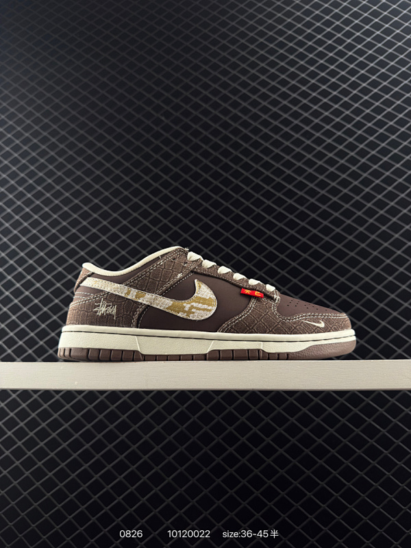 110 NIKE DUNK SB LOW 全新配色 LV联名 定制Dunk SB顾名思义，具有经典的Dunk血缘，又注入了更多的时尚元素。相较于普通的Dunk滑板鞋，改良版的Dunk SB加厚了鞋舌的