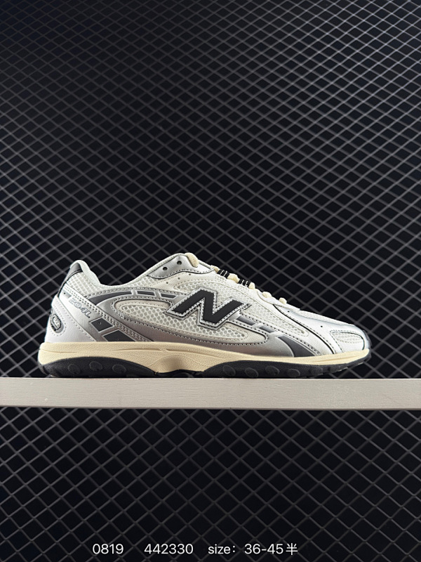150 New Balance 204L 薄底鞋 薄底皮质鞋带德训miu系 减震耐磨包裹性支撑轻便 低帮 生活休闲鞋  轻盈脚感质感兼具 鞋身搭载EVA科技中底,适用多元穿搭场合为户外出行提供舒适长远