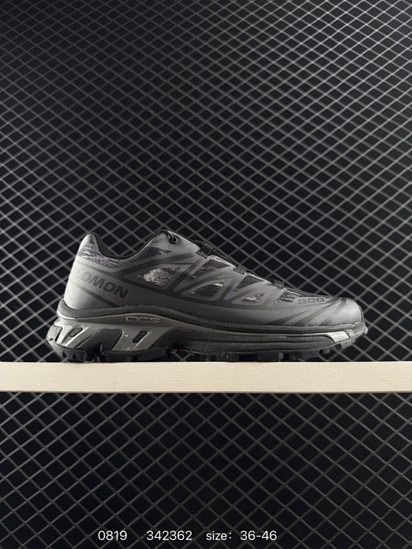 310 萨洛蒙Salomon XA PRO XT-6 CAMO萨洛蒙户外越野跑鞋 鞋面采用SENSIFIT贴合技术 全方位贴合包裹脚型 鞋跟部鞋底牵引设计 提供强大的抓地性能 更适应野外崎岖不平的道路