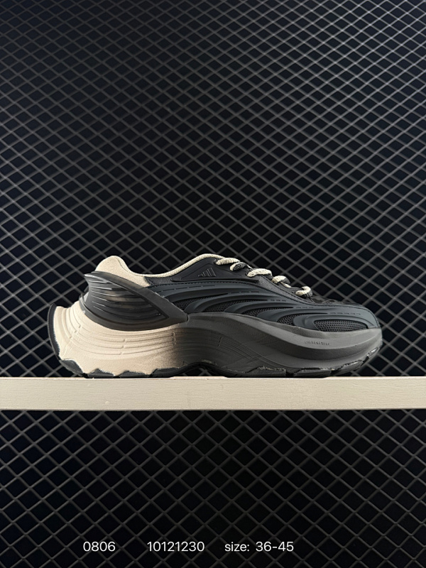 150 阿迪达斯 Adidas XLG MTW系列 舒适防滑透气 低帮 休闲跑步鞋男女同款与众不同的结构美学，在这种纯色氛围里，也可以有更纯粹的展现 货号：JR6393