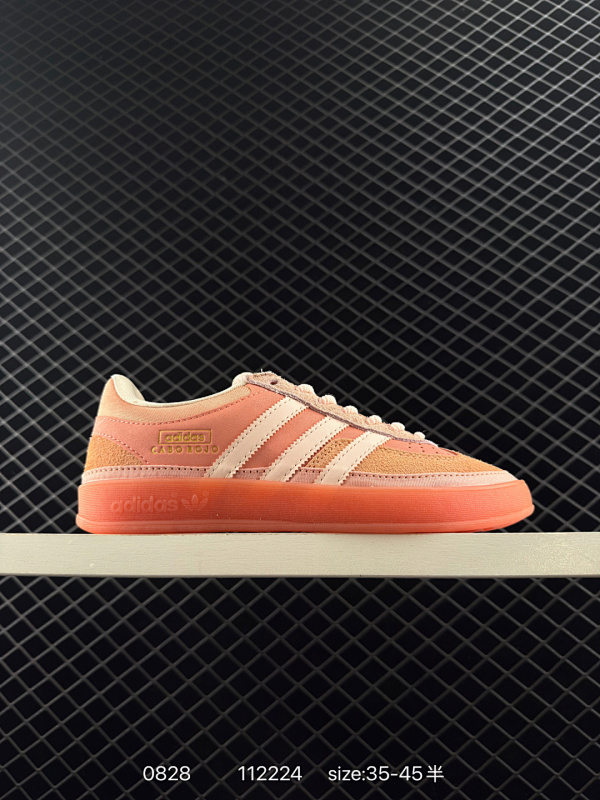 120 公司级✅adidas Originals Bad Bunny Gazelle INdoor 三叶草休闲防滑耐磨低帮板鞋 鞋头出色设计 塑就出众贴合感 稳固的后跟贴合足部曲线设计 软弹舒适 不易