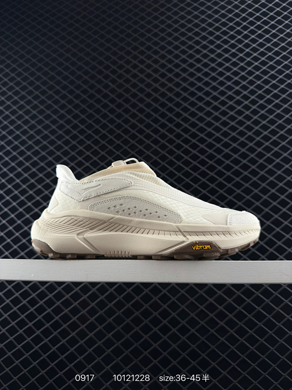 140 HOKA ONE ONE PROJECT TRANSPORT 舒适 防滑耐磨 低帮 生活休闲鞋 男女同款 黑色这双鞋也是HOKA提倡环保主义的一双鞋款，中底和外底都使用了部分天然的原材料，环保