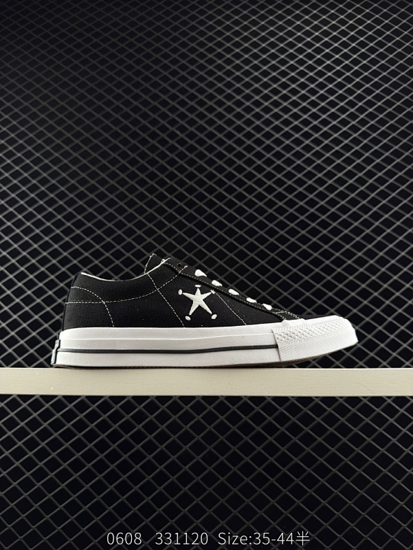 100 Stussy  x Converse  Chuck 70 Hi 2022全新联名鞋款 海外地区同步发售 美国潮牌 斯图西Stussy与匡威CONVERSE联手打造  ⭐️该鞋最大亮点应该就是星