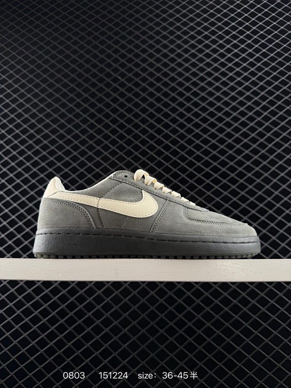 120 Nike/耐克 男女鞋半码制，原楦原纸版开发版型，采用粒面硬质牛剖革组合牛津布鞋面材质，外置耐磨橡胶外底❗️重现经典宝藏鞋款重新带回，耐克Nike Field General 82 SP"Wh