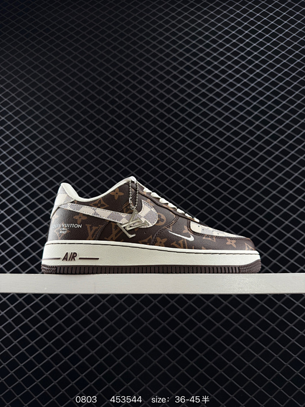 220 NIKE AIR FORCE 1‘07 LV8 原楦头原纸板 打造纯正低帮空军版型 专注外贸渠道 全掌内置蜂窝气垫  原盒配件 原厂中底钢印、拉帮完美 货号：SC0601 Size:36～45