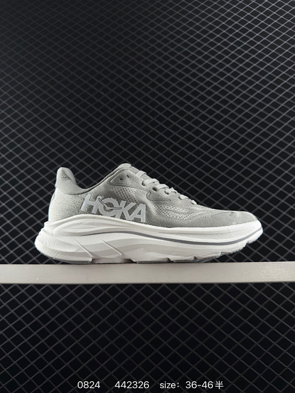 130 公司级✅HOKA M CLIFTON 10 轻量低帮户外越野跑鞋 户外山脉越野轻量运动跑鞋  鞋面用轻的无缝架构 鞋带用了弹性不易松脱的扁宽弹性鞋带 轻薄的TPU贴在透气的鞋面上 前掌与中掌部