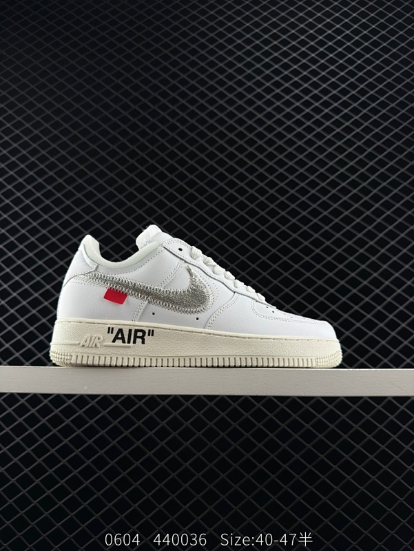 180 Off-White x Nike Air Force 1 ’07空军一号解构版本低帮百搭板鞋 黑银 采用纯原装Prime Asia产皮料 原档案原数据开发版型 缜密中底拉帮工艺 内置真全掌ai