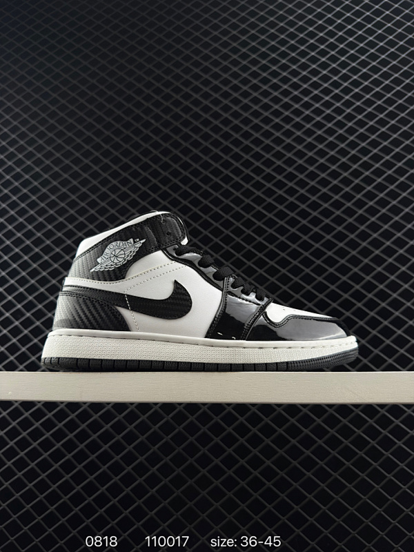 85 Jordan/乔丹 采用高品质皮革鞋面材质，耐克Nike Air Jordan 1 High乔丹一代AJ1高帮经典复古文化休闲运动篮球鞋" 554725