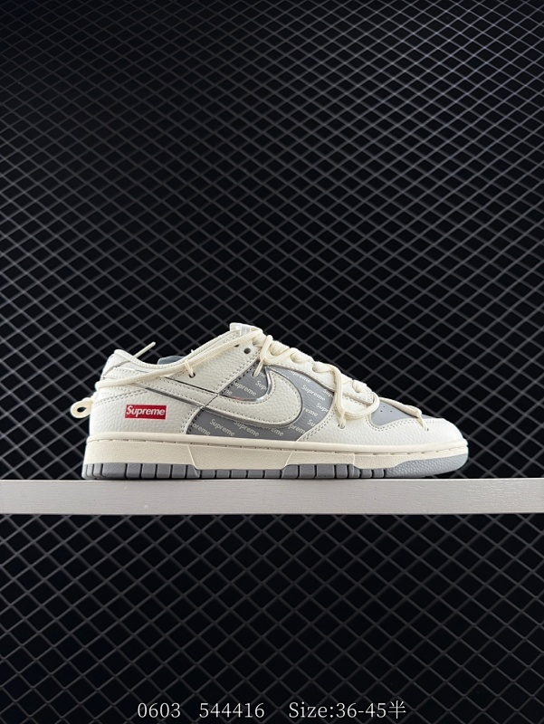 80 Nike SB Dunk Low“Supreme联名——星夜黑刻字”  周年高端定制 低帮休闲板鞋 定制鞋盒 大厂纯原品质出货 超高清洁度 皮料切割干净无任何毛边 细节完美  货号：JJ5688