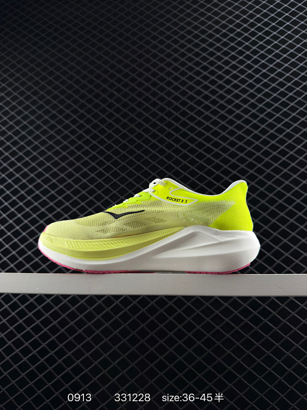 140 公司级✅HOKA ONE ONE Mafate X 舒适百搭防滑耐磨 低帮跑步鞋 这款鞋在延续 Mafate 系列舒适性和缓震性能的基础上，进一步提升了缓震表现，并在中底中加入了碳纤维板，也正