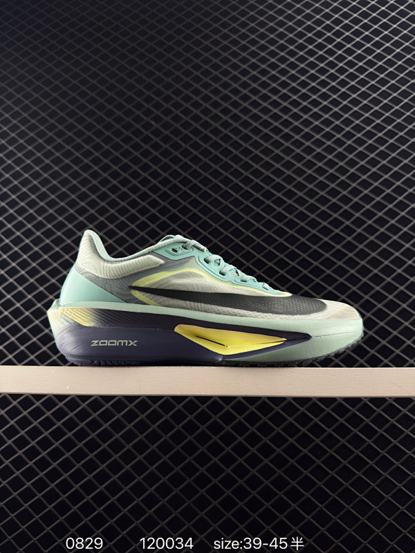170 Nike耐克 Zoom Fly 6 马拉松运动缓震跑步鞋！ 保留经典马拉松鞋款造型双层材质鞋面飞线编织 网纱附面 兼顾包裹感以及透气性带来最佳的专业级跑鞋体验！ 货号：FN8454  编码：1